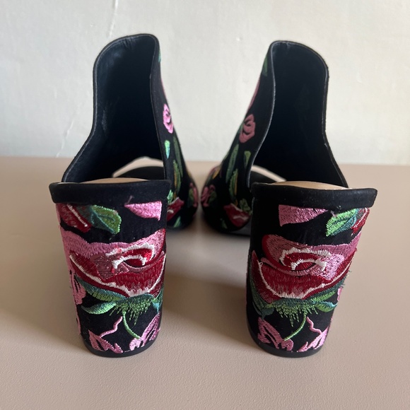 Floral Embroidered Womens Slip On Heel - Picture 7 of 15
